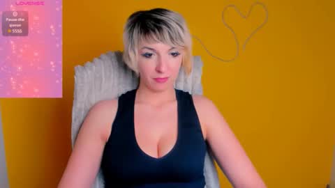 Mishelle online show from March 9, 12:30 pm