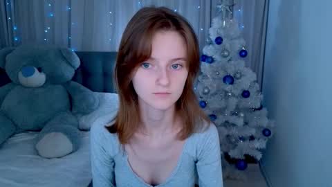 Alisa NONNUDE online show from December 21, 8:40 am