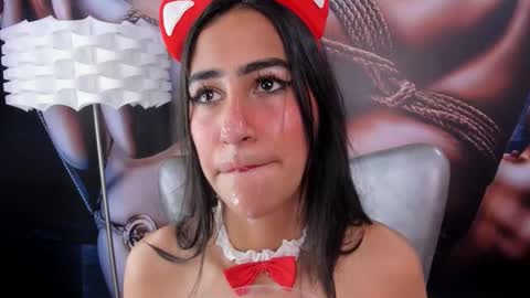 Taylor online show from November 18, 6:09 pm