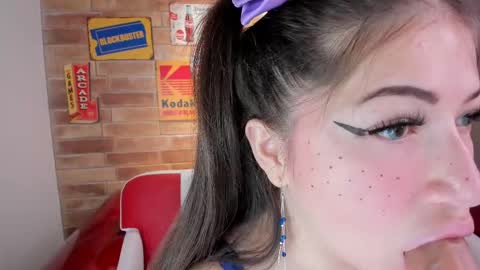 Snapshot of miss__pamela chatting on October 3, 12:43 pm Pamela online show from October 3, 12:43 pm