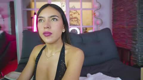 Zoe online show from July 11, 7:36 pm