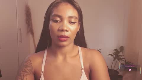 miss_benz online show from November 12, 1:42 pm