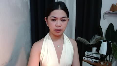 Briella online show from June 26, 11:50 pm