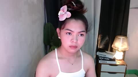 Snapshot of miss_briella chatting on October 15, 9:06 pm Briella online show from October 15, 9:06 pm