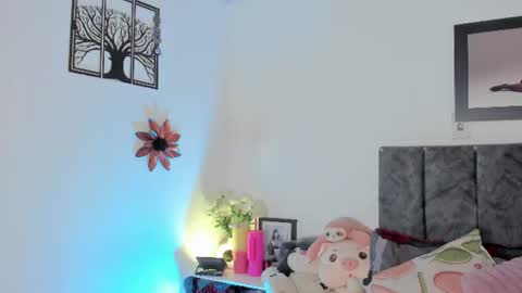 lucy 3 online show from June 23, 3:37 am