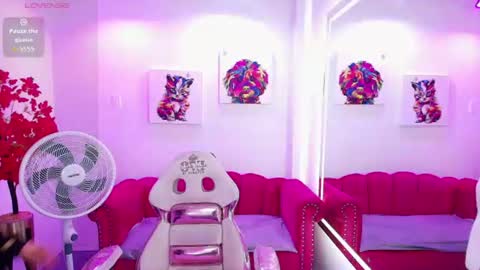 Melanie online show from July 1, 12:48 pm