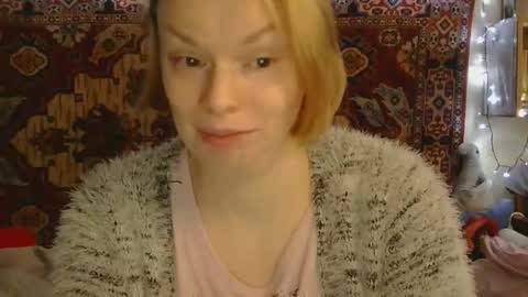 Elis online show from November 4, 12:10 pm