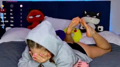 Emily online show from May 1, 10:02 pm