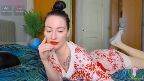 Laura online show from February 6, 10:29 am