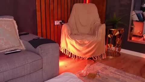 miss_m online show from June 25, 6:31 pm