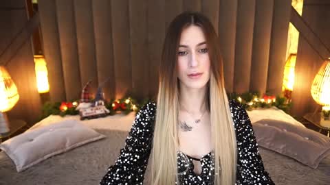 Snapshot of miss_martini chatting on December 27, 7:51 am   online show from December 27, 7:51 am