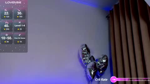 Snapshot of miss_redfox chatting on December 23, 2:13 am Margo online show from December 23, 2:13 am