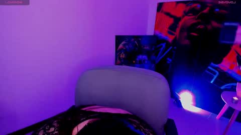Snapshot of miss_rogue chatting on October 7, 2:43 pm miss_rogue online show from October 7, 2:43 pm