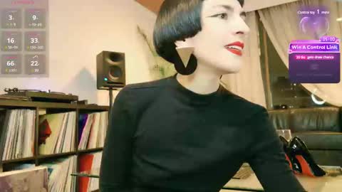 Snapshot of miss_satori_rose chatting on February 25, 12:14 am Satori Rose online show from February 25, 12:14 am