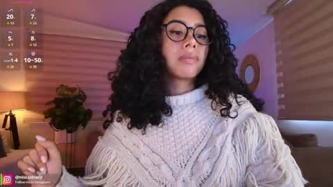 Amy Olivera online show from June 9, 12:59 pm
