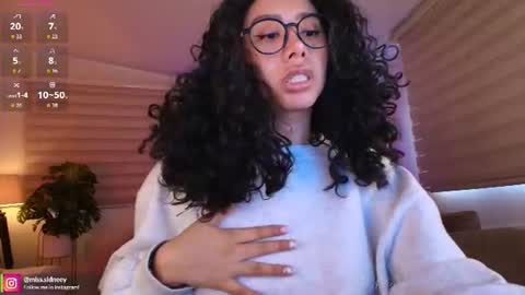 Amy Olivera online show from June 13, 11:51 am