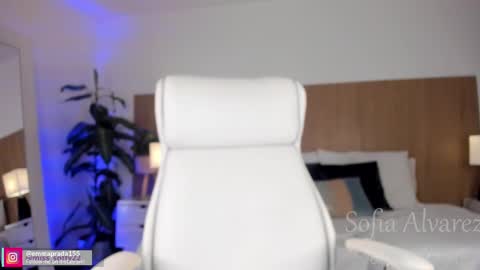 Snapshot of miss_soffy chatting on October 1, 9:53 pm Sofia Alvarez online show from October 1, 9:53 pm