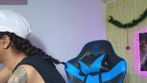 miss_sparkle666 online show from January 6, 8:12 pm