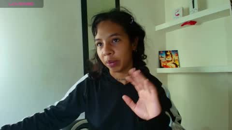 Snapshot of miss_sparkle666 chatting on October 17, 9:45 am miss_sparkle666 online show from October 17, 9:45 am