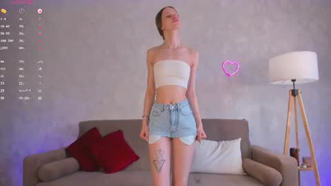 Spider girl Help me reach 10 likes online show from June 13, 9:29 am