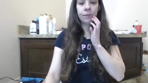 Snapshot of miss_sunshine01 chatting on January 30, 1:33 am Bella online show from January 30, 1:33 am