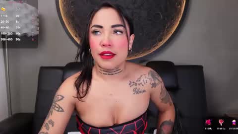 Vaiolette online show from June 18, 11:04 am