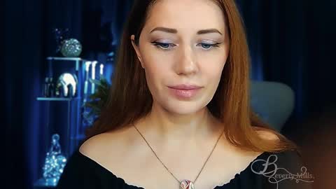 The divine Beverly online show from April 10, 1:17 pm