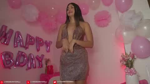 missbunnygirl online show from November 23, 4:30 pm