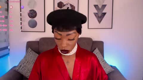 Emilie Diaz online show from August 3, 3:39 pm