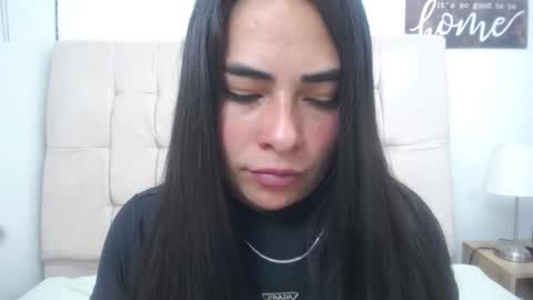 Snapshot of missexy303av chatting on December 4, 6:17 pm missexy303av online show from December 4, 6:17 pm