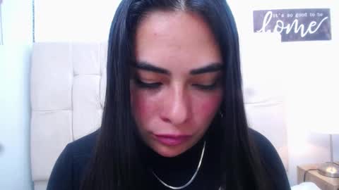 Snapshot of missexy303av chatting on December 7, 5:31 pm missexy303av online show from December 7, 5:31 pm