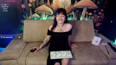 Snapshot of missfungi chatting on September 18, 1:26 am Luna online show from September 18, 1:26 am