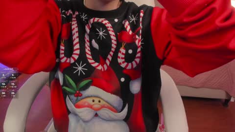 Snapshot of missisabella1 chatting on December 5, 11:38 am Bella Castillo online show from December 5, 11:38 am