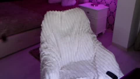 MissJenny7 online show from March 6, 12:17 am