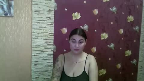 Lisa online show from January 5, 5:20 pm