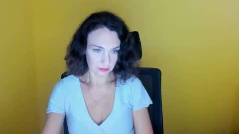 Snapshot of misskristyyy chatting on October 13, 11:24 am Christina online show from October 13, 11:24 am