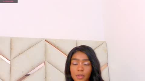 lyly  independient model online show from November 7, 6:02 pm