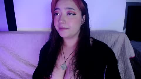 Snapshot of missloise chatting on January 9, 12:41 pm Miss Loise online show from January 9, 12:41 pm