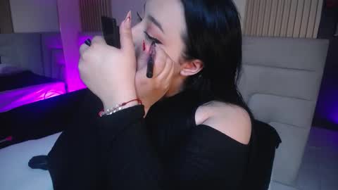 Snapshot of missloise chatting on October 20, 3:53 am Miss Loise online show from October 20, 3:53 am