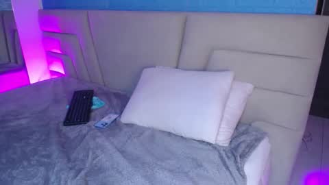 Snapshot of missloise chatting on October 13, 4:48 am Miss Loise online show from October 13, 4:48 am