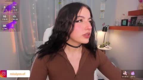 i am lyn online show from January 16, 5:58 am