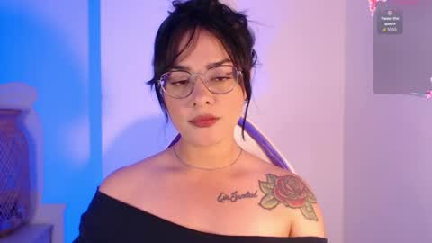 missmariana_ online show from June 27, 12:23 am