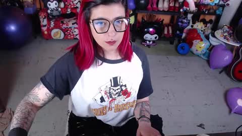 Snapshot of missmia2 chatting on September 18, 3:10 pm Miss Mia online show from September 18, 3:10 pm