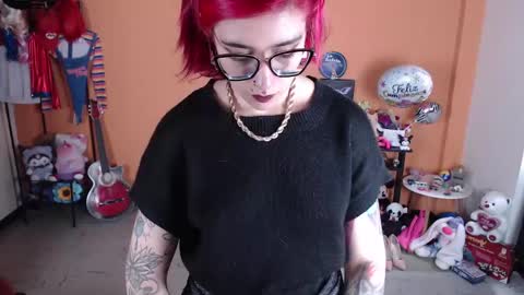 Snapshot of missmia2 chatting on February 5, 1:33 pm Miss Mia online show from February 5, 1:33 pm