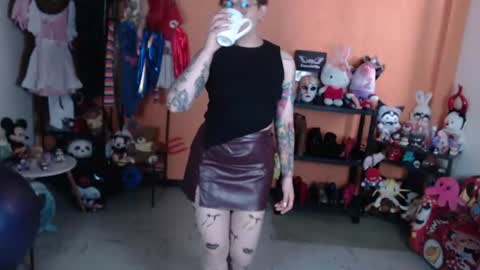 Miss Mia online show from June 14, 5:35 pm
