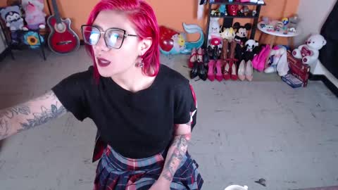 Snapshot of missmia2 chatting on January 28, 1:05 pm Miss Mia online show from January 28, 1:05 pm