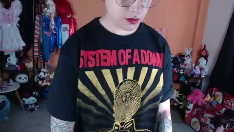 Miss Mia online show from May 3, 1:03 pm
