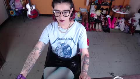 Snapshot of missmia2 chatting on January 11, 2:04 pm Miss Mia online show from January 11, 2:04 pm