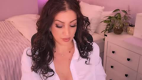 Mina online show from March 15, 3:52 am