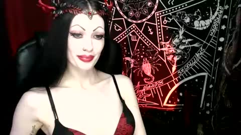 MissMoonDoll online show from January 30, 5:09 am